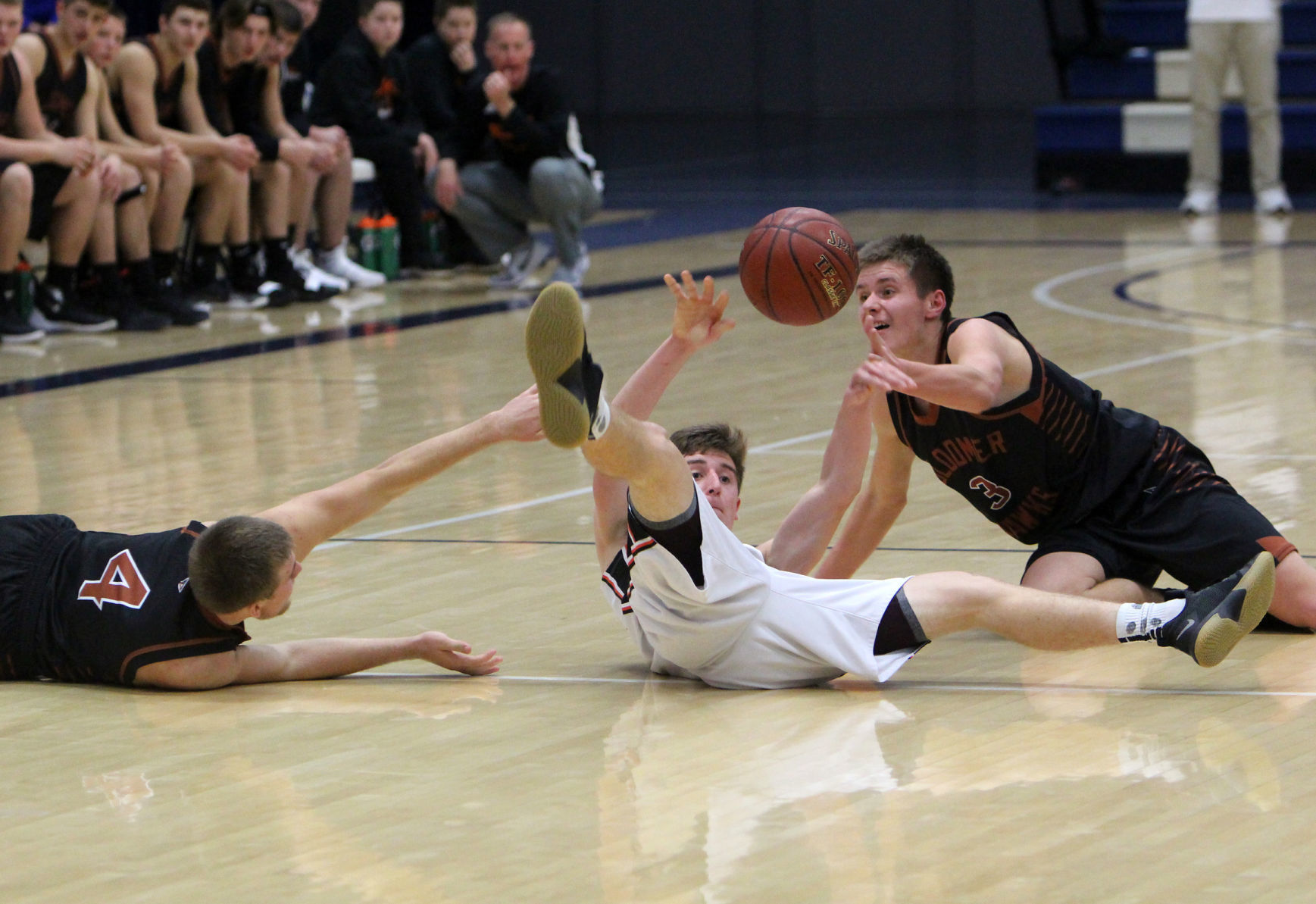Bloomer boys basketball vs Stanley-Boyd at UW-Stout 12-1-18